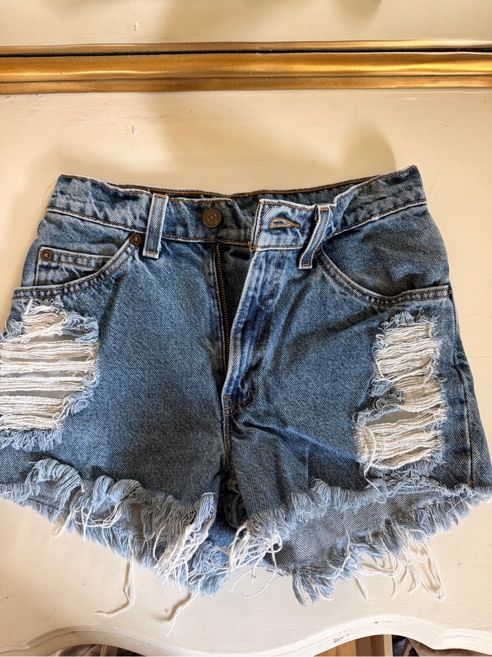 Vintage LEVI denim shorts